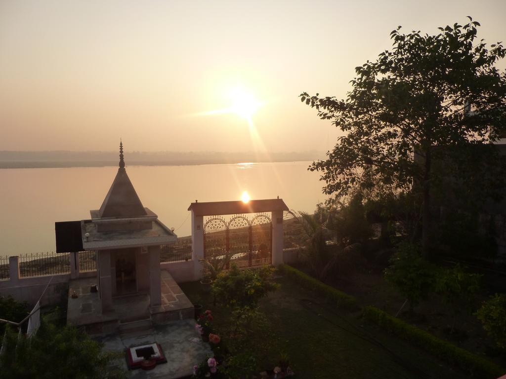 Hotel Sri Yoga Mandir Waranasi Zewnętrze zdjęcie