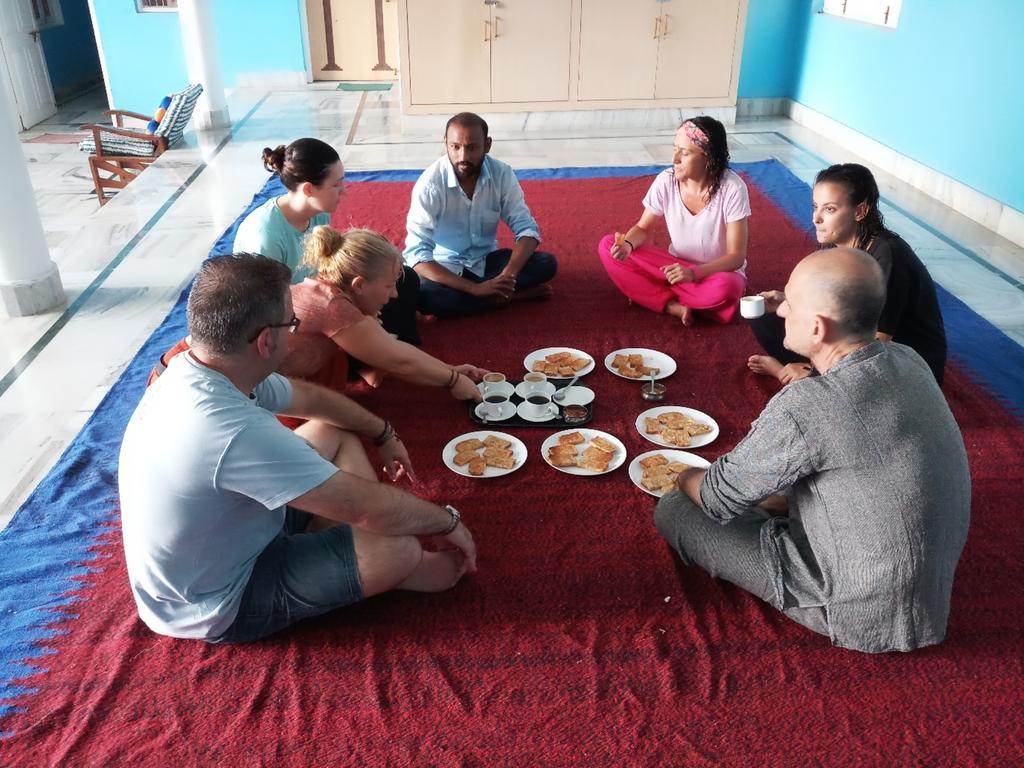 Hotel Sri Yoga Mandir Waranasi Zewnętrze zdjęcie