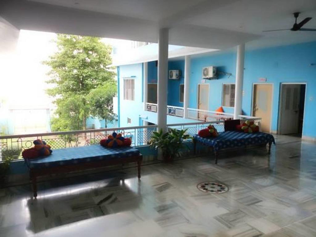 Hotel Sri Yoga Mandir Waranasi Zewnętrze zdjęcie