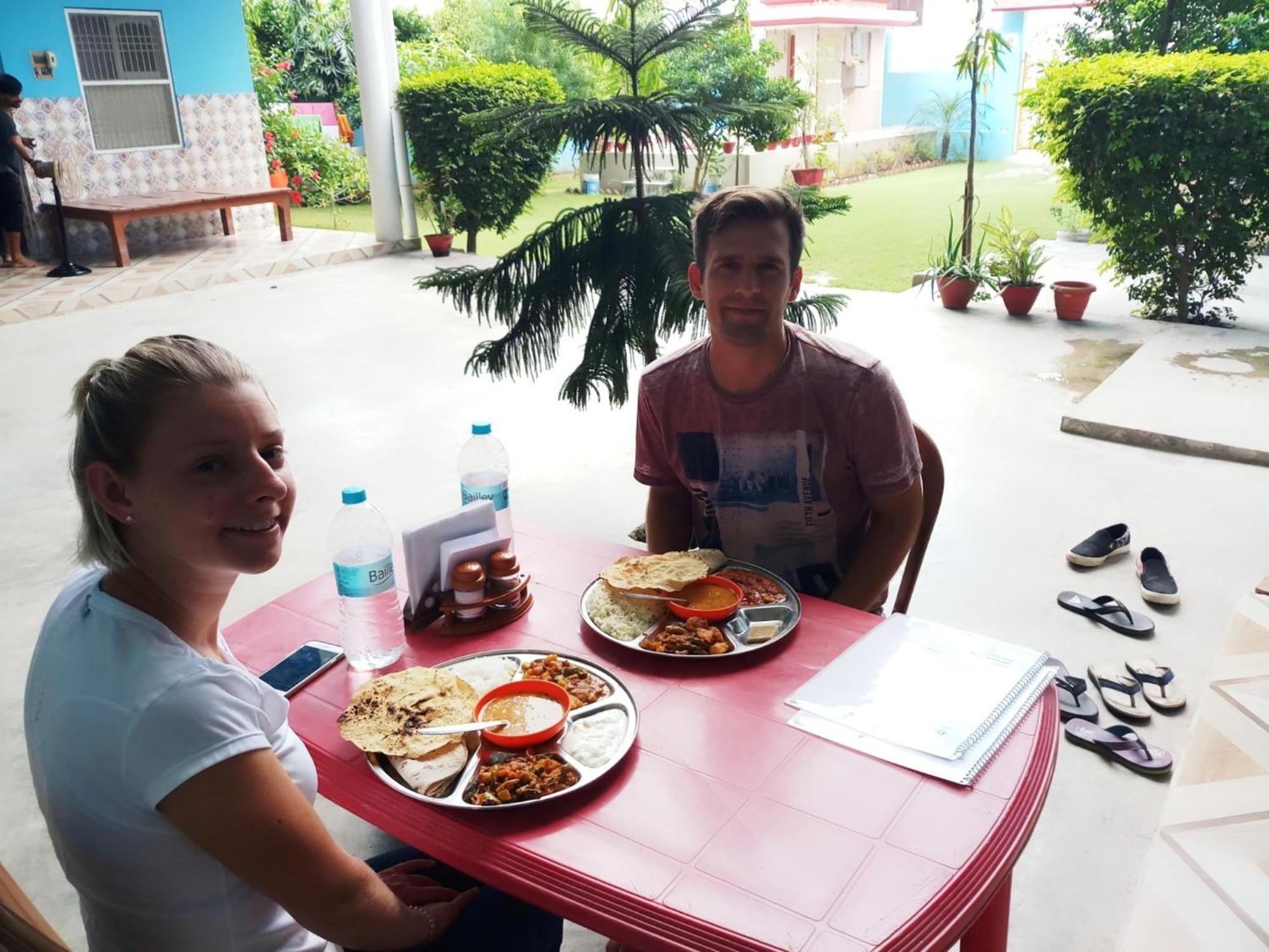 Hotel Sri Yoga Mandir Waranasi Zewnętrze zdjęcie